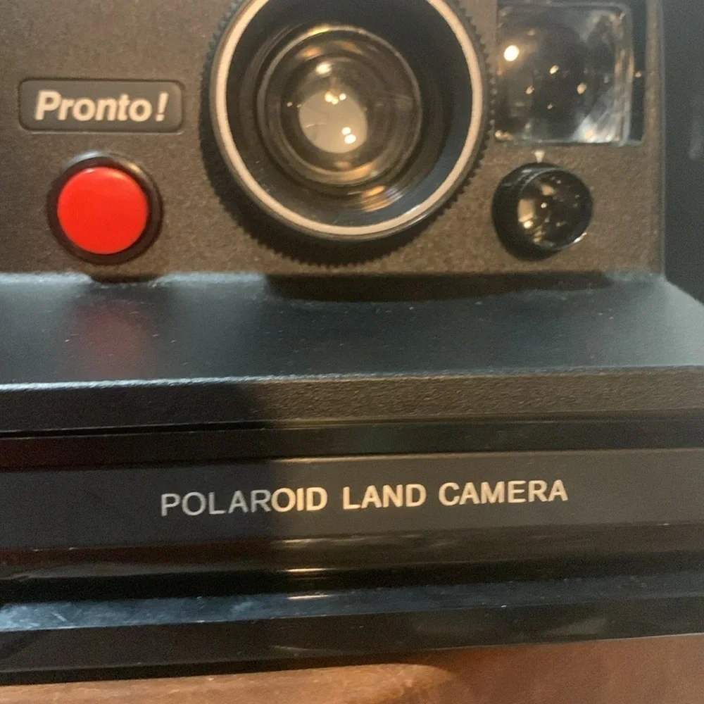 1976 Polaroid Pronto! Land Camera Instant Camera & Carry Case Retro Vintage Film